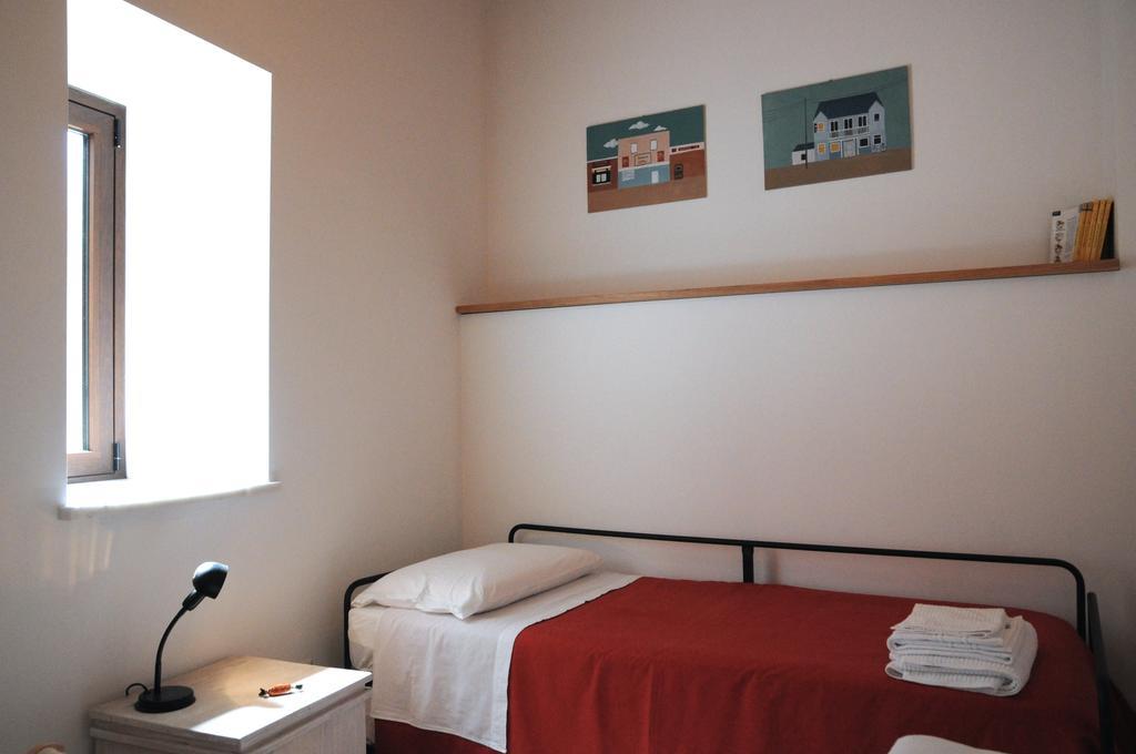 Ypsilhome Castelbuono  Eksteriør billede